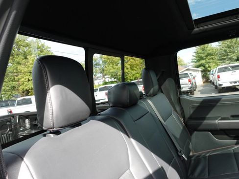 Used 2022 Ford F150 XLT w/ Equipment Group 302A High image 33