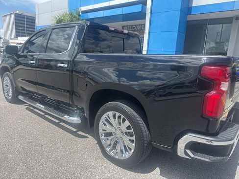 Used 2024 Chevrolet Silverado 1500 LTZ w/ Technology Package AWD/4WD image 8