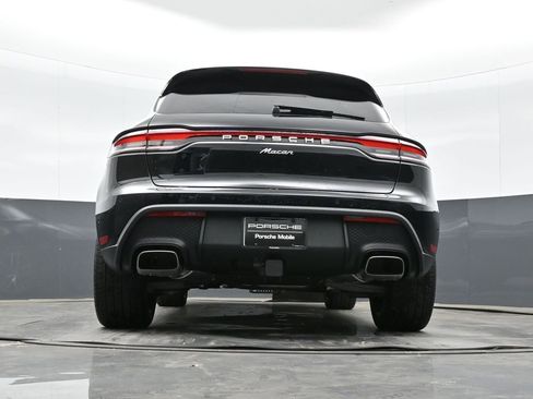 New 2026 Porsche Macan image 36