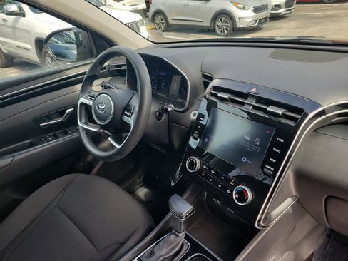 Used 2022 Hyundai Tucson SEL FWD image 8