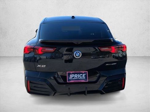 Used 2025 BMW X2 xDrive28i image 7