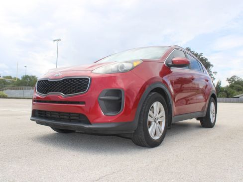 Used 2017 Kia Sportage LX w/ LX Popular Package FWD image 4