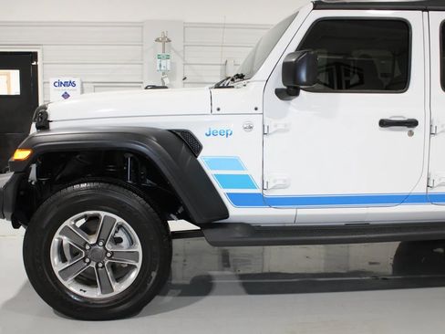 Used 2020 Jeep Wrangler Unlimited Sport S AWD/4WD image 5