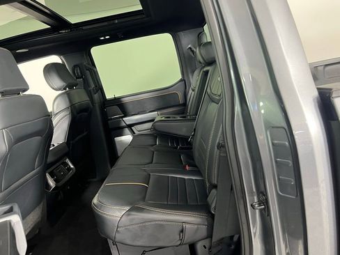 Used 2024 Ford F350 Platinum image 29