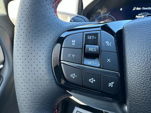 New 2026 Ford Explorer ST-Line image 35