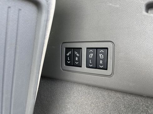 Used 2024 Cadillac XT6 Premium Luxury w/ LPO, Floor Liner Package AWD/4WD image 49