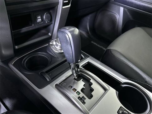 Used 2018 Toyota 4Runner SR5 image 16