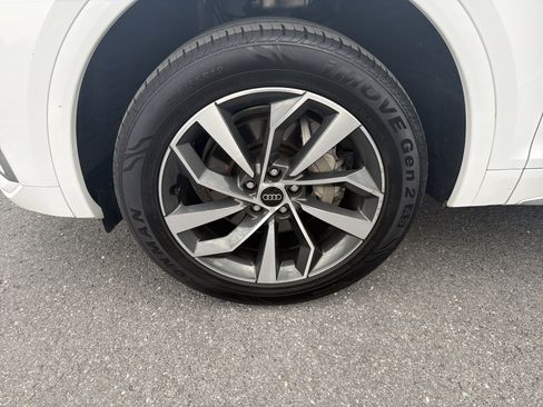 Used 2024 Audi Q5 2.0T Premium Plus image 11