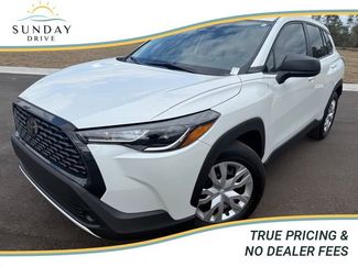 Used 2025 Toyota Corolla Cross L video 1