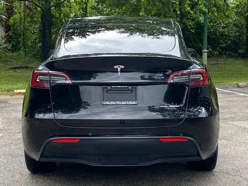 Used 2022 Tesla Model Y Long Range AWD/4WD image 7