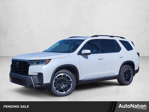 New 2026 Honda Pilot Touring image 1