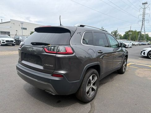 Used 2019 Jeep Cherokee Limited w/ Luxury Group AWD/4WD image 8