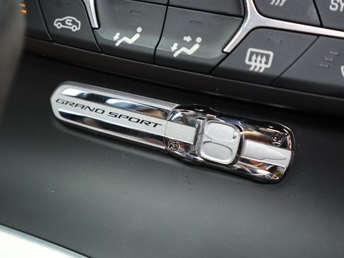 Used 2019 Chevrolet Corvette Grand Sport RWD image 25