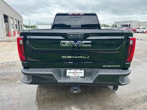 Used 2024 GMC Sierra 2500 Denali Ultimate AWD/4WD image 6