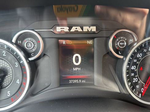 Used 2024 RAM 2500 Big Horn image 8