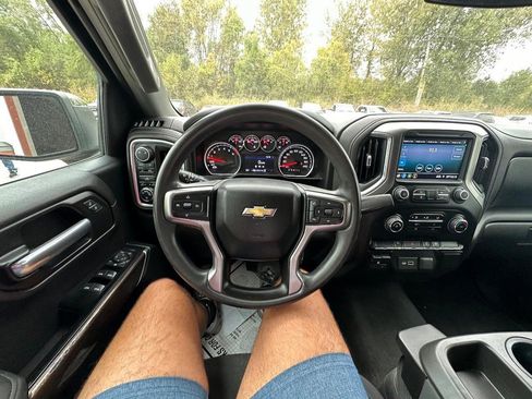 Used 2019 Chevrolet Silverado 1500 LT w/ Trailering Package AWD/4WD image 19