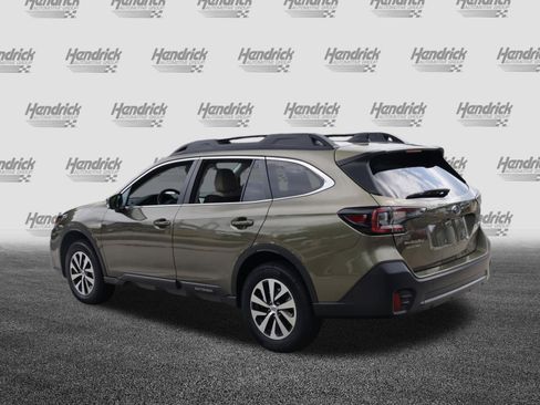 Used 2022 Subaru Outback Premium AWD/4WD image 7