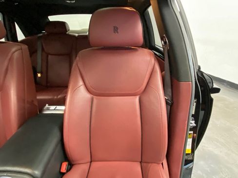 Used 2015 Rolls-Royce Ghost image 23