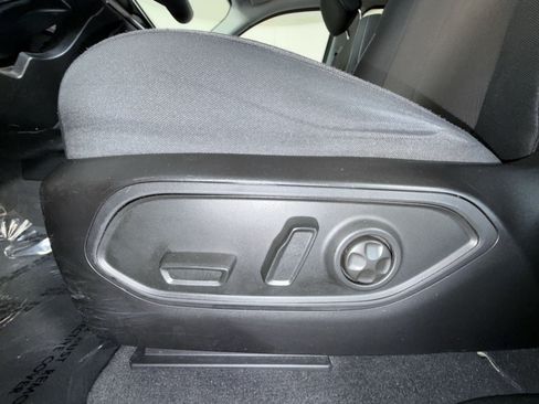 Used 2023 Jeep Grand Cherokee Laredo w/ Trailer Tow Prep Group (B) AWD/4WD image 14
