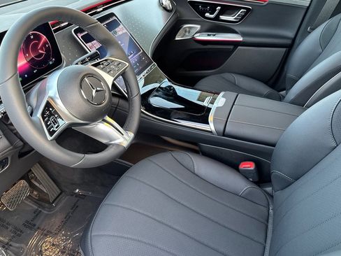 New 2026 Mercedes-Benz EQE 320 4MATIC SUV image 15