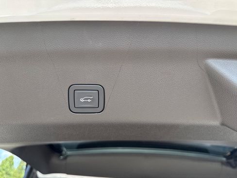 New 2026 Chevrolet Suburban LT w/ Comfort Package RWD image 36