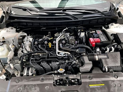 Certified 2025 Nissan Altima 2.5 SV FWD image 31