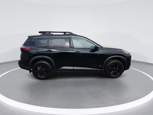 Used 2025 Nissan Rogue SV w/ Rock Creek Premium Package image 9