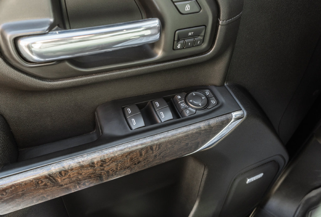 Used 2023 GMC Sierra 3500 Denali AWD/4WD image 17
