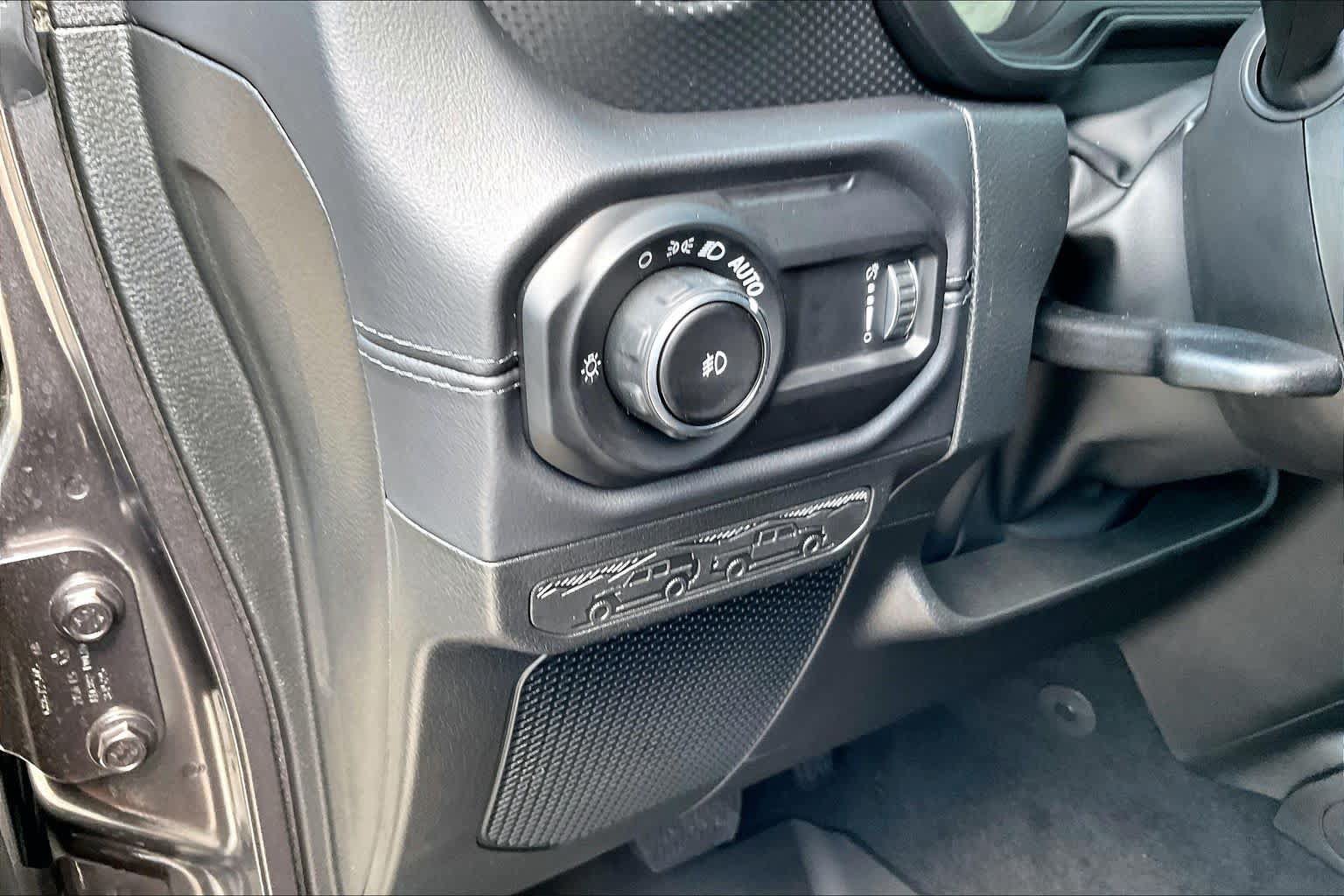 New 2027 Jeep Wrangler Unlimited Rubicon 392 AWD/4WD image 16