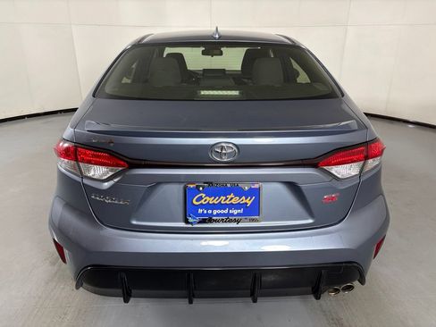 Used 2024 Toyota Corolla SE w/ SE Premium Package FWD image 8