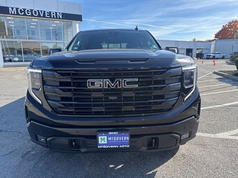 New 2026 GMC Sierra 1500 Elevation w/ Elevation Premium Package image 9