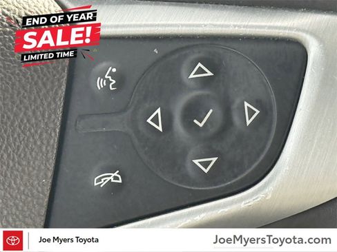 Used 2017 GMC Acadia SLT image 12