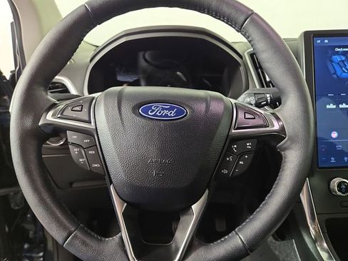 Used 2024 Ford Edge Titanium AWD/4WD image 20