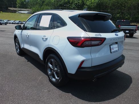 Used 2025 Ford Escape ST-Line Select AWD/4WD image 5