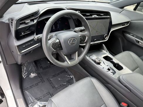 Used 2023 Lexus RZ 450e Premium w/ Technology Package AWD/4WD image 2