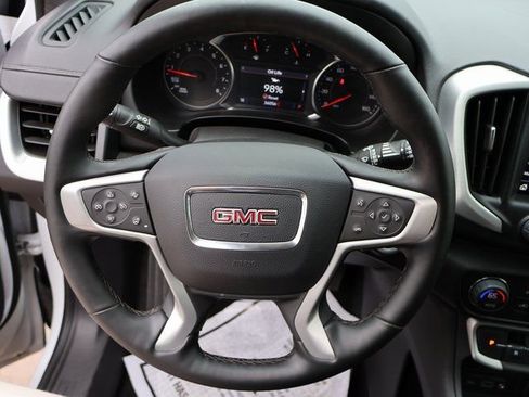 Certified 2024 GMC Terrain SLT AWD/4WD image 35