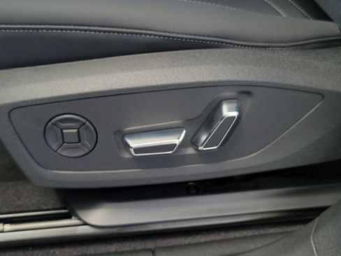 New 2026 Audi Q3 quattro 2.0T AWD/4WD image 18