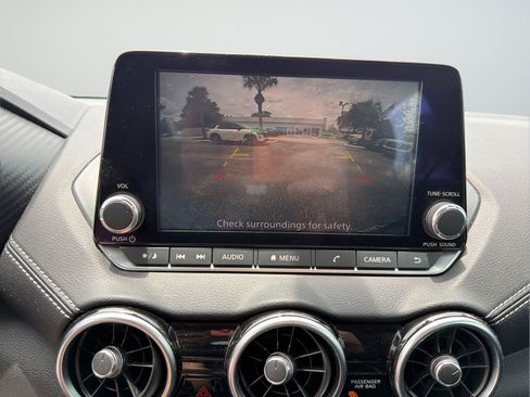 Certified 2021 Nissan Sentra SV FWD image 19