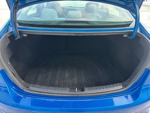 Used 2017 Hyundai Elantra SE FWD image 24
