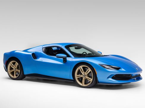 Used 2024 Ferrari 296 GTS RWD image 12