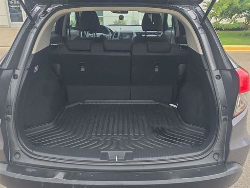 Used 2021 Honda HR-V EX image 14