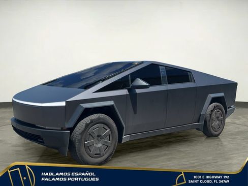Used 2025 Tesla Cybertruck AWD Crew Cab image 2