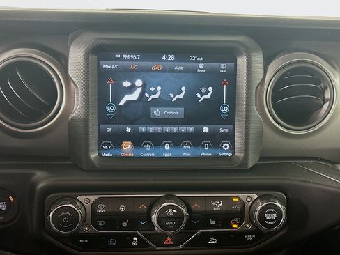 Used 2023 Jeep Wrangler Unlimited w/ Sun & Screen Package AWD/4WD image 23