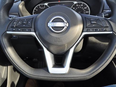 Used 2024 Nissan Altima 2.5 SV image 28