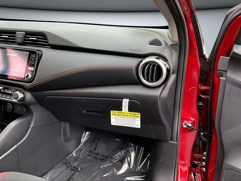 Used 2025 Nissan Versa SR w/ Trunk Package image 15