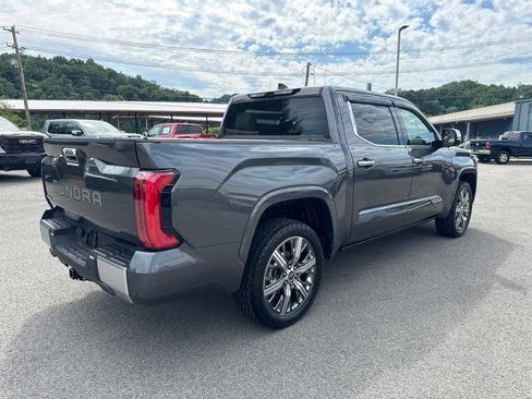 Used 2022 Toyota Tundra Capstone AWD/4WD image 22