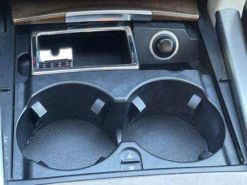 Used 2014 Mercedes-Benz E 350 Sedan image 37