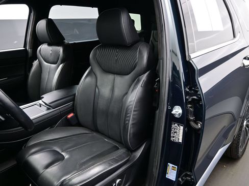 Certified 2023 Hyundai Palisade Calligraphy w/ Cargo Package AWD/4WD image 12