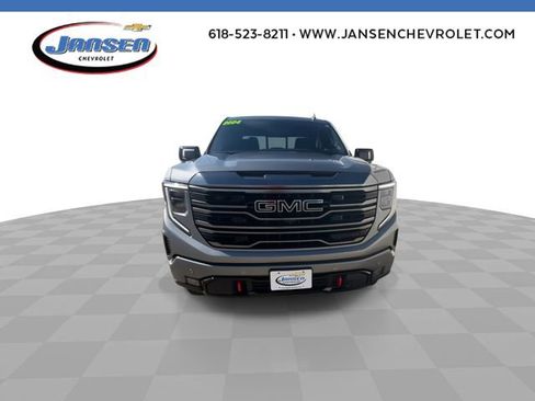 Used 2024 GMC Sierra 1500 AT4 w/ Technology Package image 3