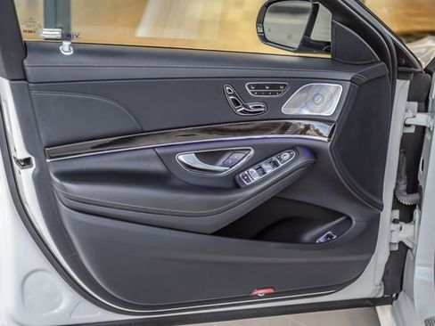 Used 2015 Mercedes-Benz S 550 Sedan image 54